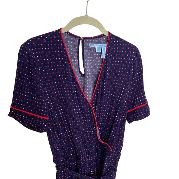 Draper James Self Tie Romper Jumpsuit Medium Navy Blue Red Floral RAW0009 - Picture 2 of 11